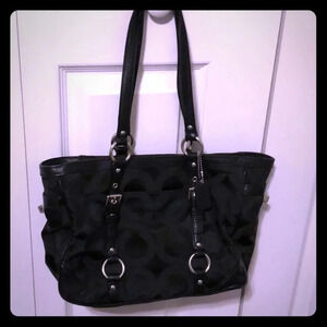 Coach shoulder bag